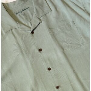 TOMMY BAHAMA - Men's Hawaiian Floral Beach Aloha Silk Shirt - 2X-Large - XXL